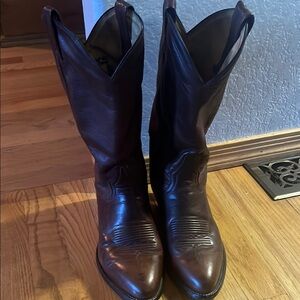 Classic Brown Leather Cowboy Boots